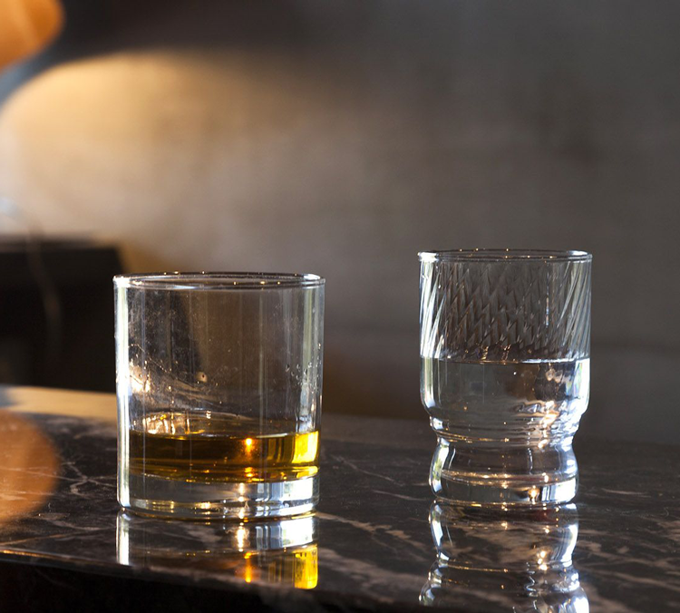 water-and-whiskey-the-perfect-match-spiritsland